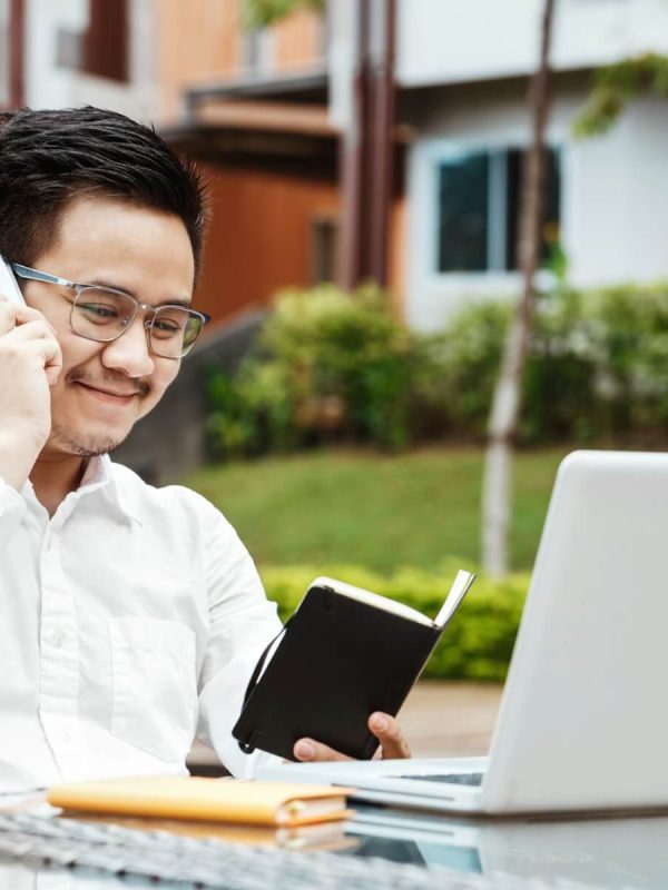 business-concept-young-business-man-woking-on-financial-plan